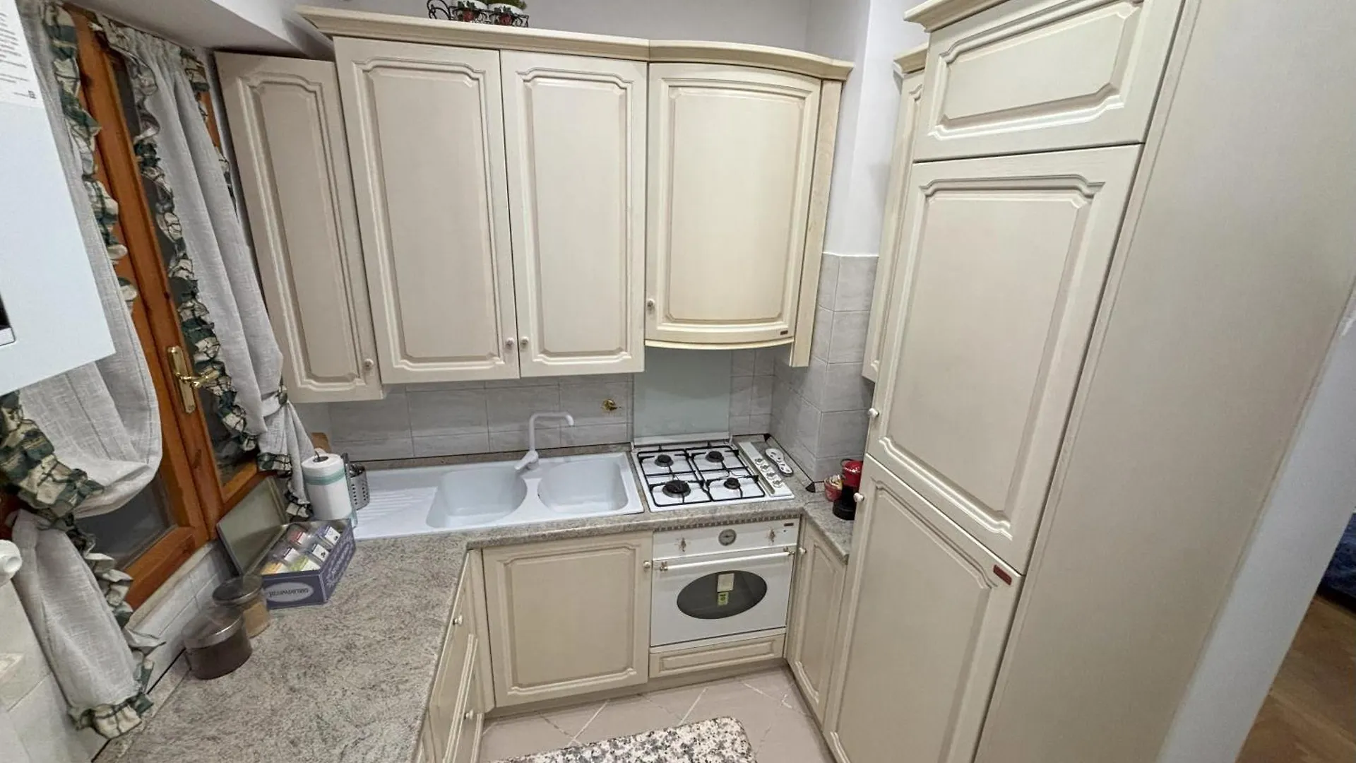 Apartment Ai Quattro Cantoni Rome Italy