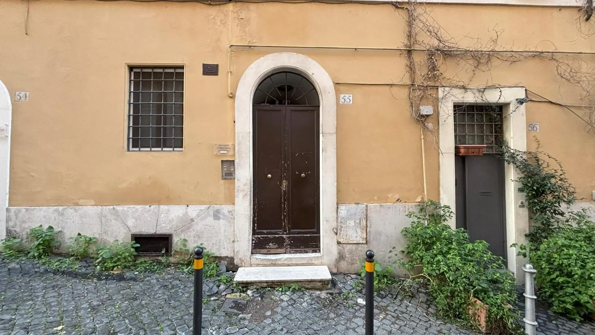 Apartment Ai Quattro Cantoni Rome